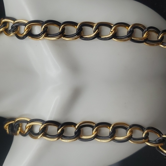 N3309 black lace grunge chain estate necklace - Picture 3 of 3